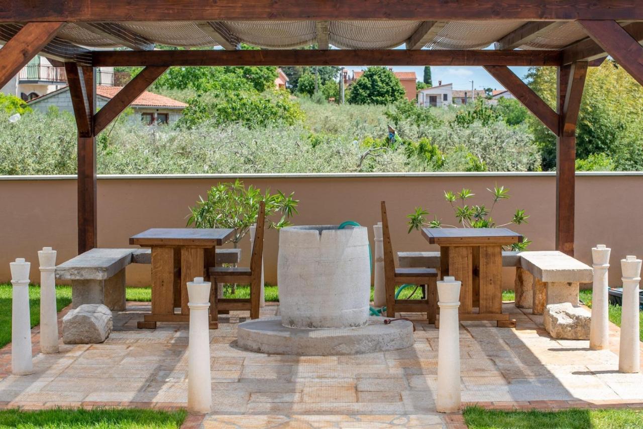 Via Flavia With Common Pool Hotel Labinci Екстериор снимка