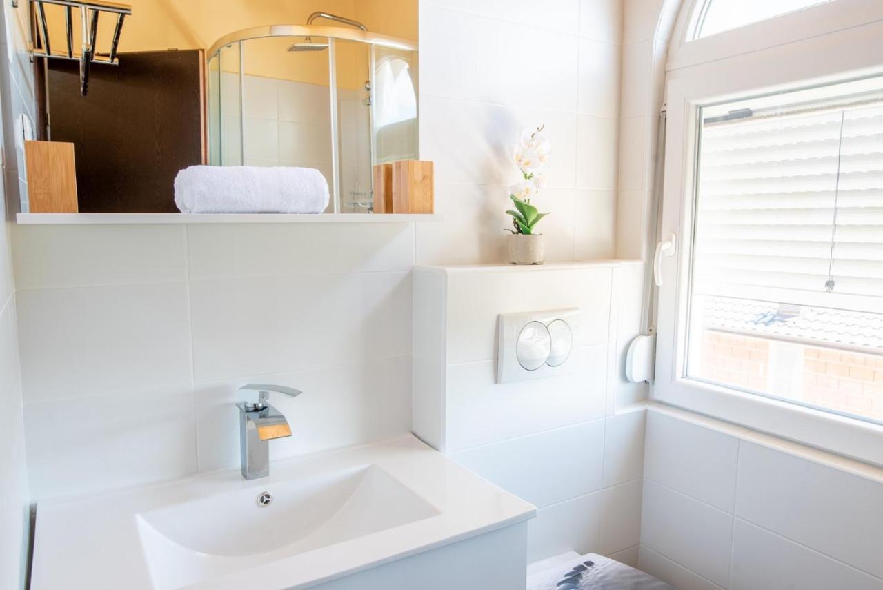 Via Flavia With Common Pool Hotel Labinci Екстериор снимка